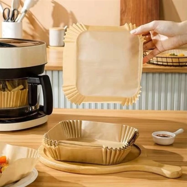 50 Adet ShopZum Air Fryer Pişirme Kağıdı Tek Kullanımlık Hava Fritöz Yağ Geçirmez Yapışmaz Kare Tabak Model