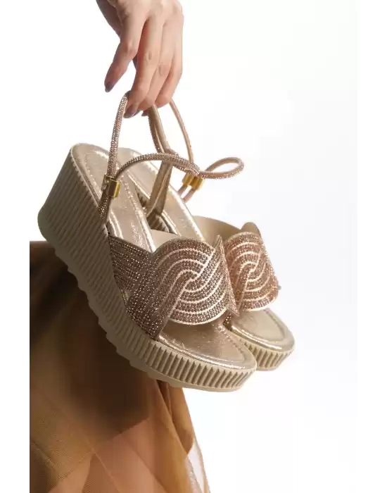 Jenny  Rose Cilt Boncuk İşlemeli Sandalet