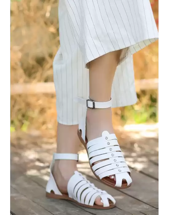 Motali Beyaz Deri Sandalet