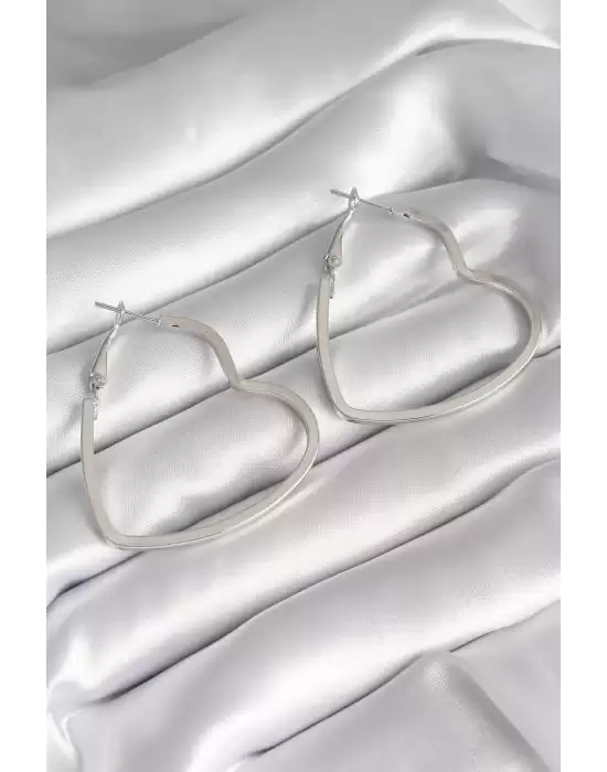 Pirinç Gümüş Renk Kalp Model Kadın Küpe