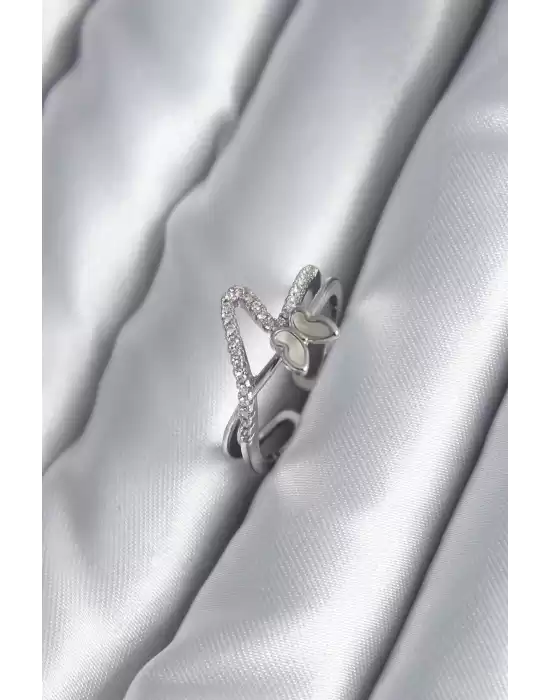 Pirinç Gümüş Renk Zirkon Taş Detay Kelebek Model Kadın Yüzük