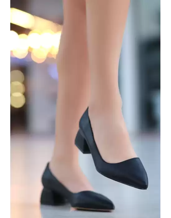 Xian Siyah Cilt Topuklu Ayakkabı