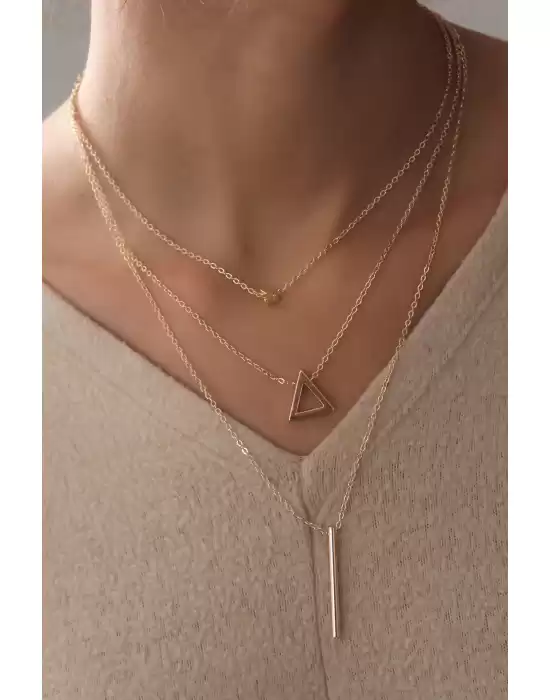 Gold Renk Üçgen Figür Kelebek Detay 3lü Kadın Kolye