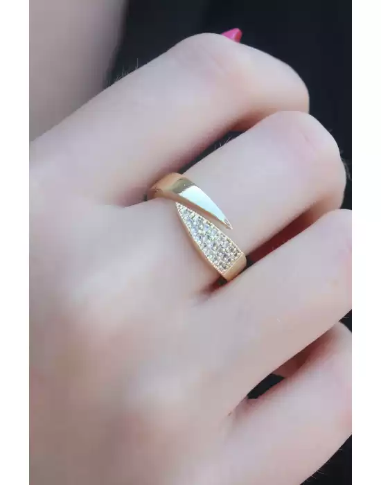Gold Renk Zirkon Taşlı Kadın Yüzük