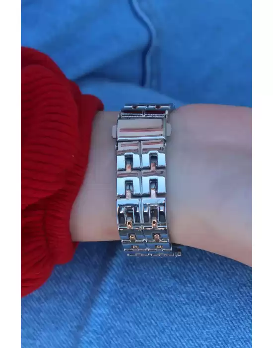 Gümüş Renk Metal Kordon Rose Kasa Zirkon Taşlı Kadın Saat