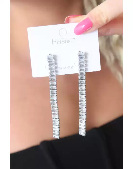 Gümüş Renk Zirkon Taşlı Kadın Küpe