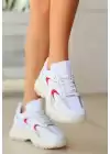 Ejda Beyaz Cilt Kırmızı Detaylı Spor Ayakkabı