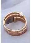 Yeni Sezon Roma Rakamlı Gold Renk Beyaz Kadran Taşlı Yılan Model Kadın Saat