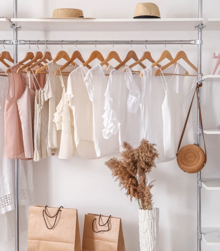 The Basic Steps and Advantages of Creating a Capsule Wardrobe