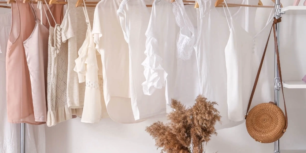 The Basic Steps and Advantages of Creating a Capsule Wardrobe