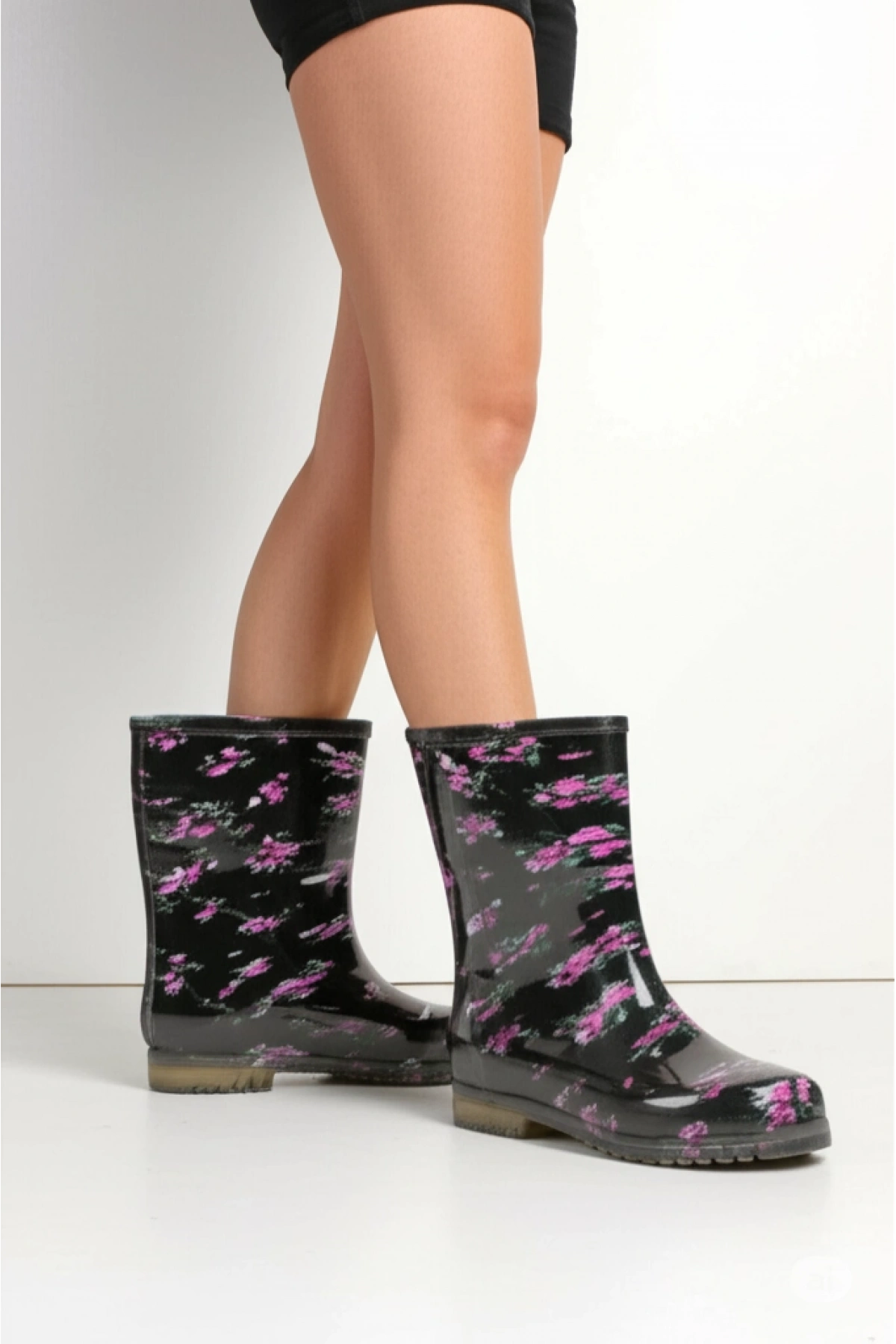 Bahçe ve Yağmur Çiçekli Kadın Çizmesi 36-40 Mor
