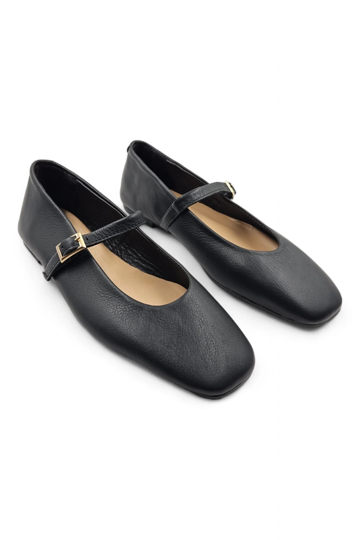 Rive Siyah Hakiki Deri Tek Tokalı Kadın Babet Ayakkabı BOL KALIPTIR