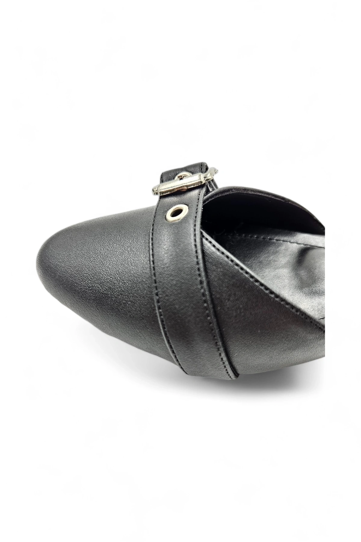 Fray Siyah Suni Deri Kadın Günlük Tokalı Bilek Dolama Rahat Babet Ayakkabı