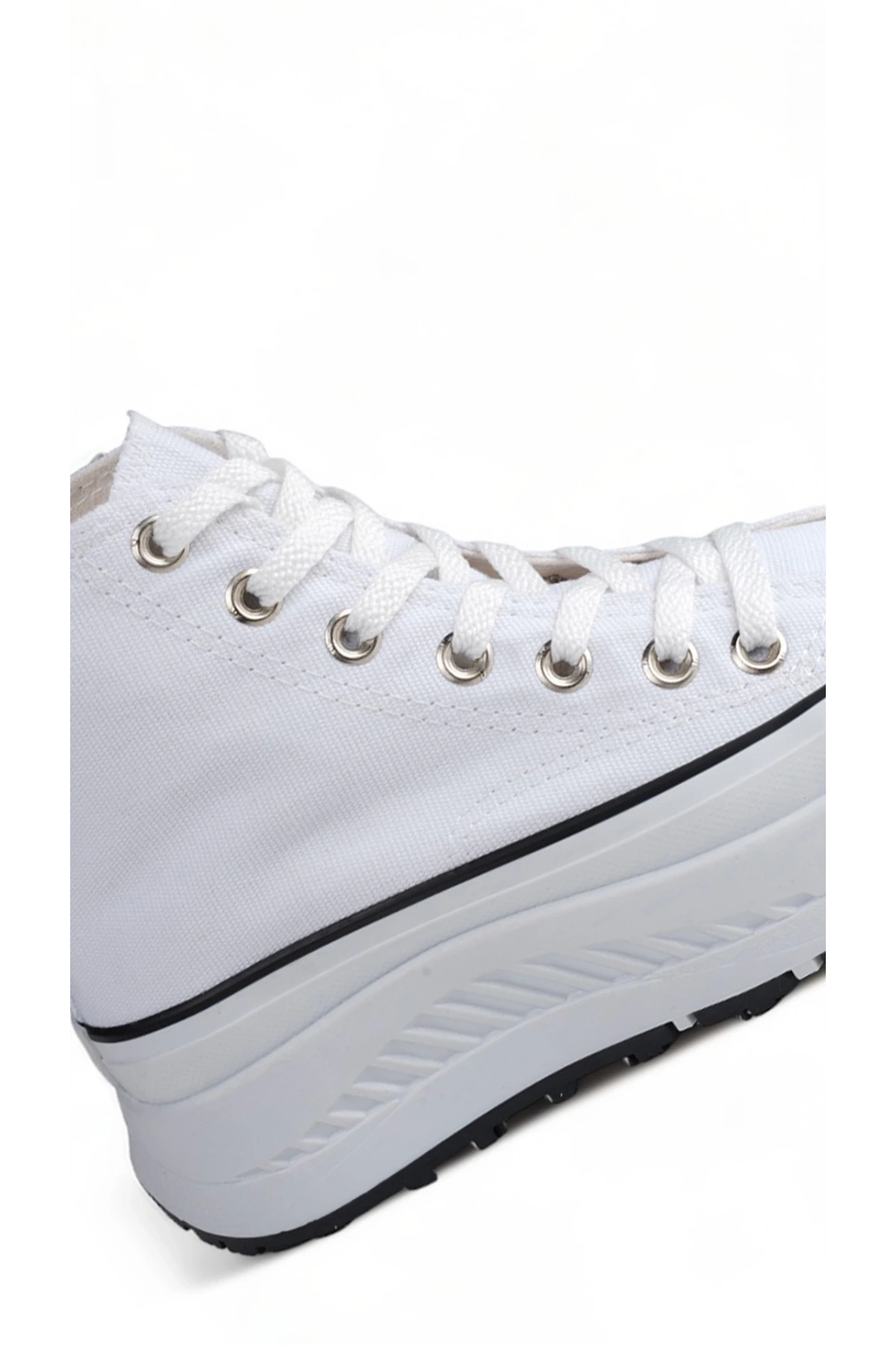 Elixia Beyaz Kalın Tabanlı Boğazlı Uzun Keten Spor Ayakkabı