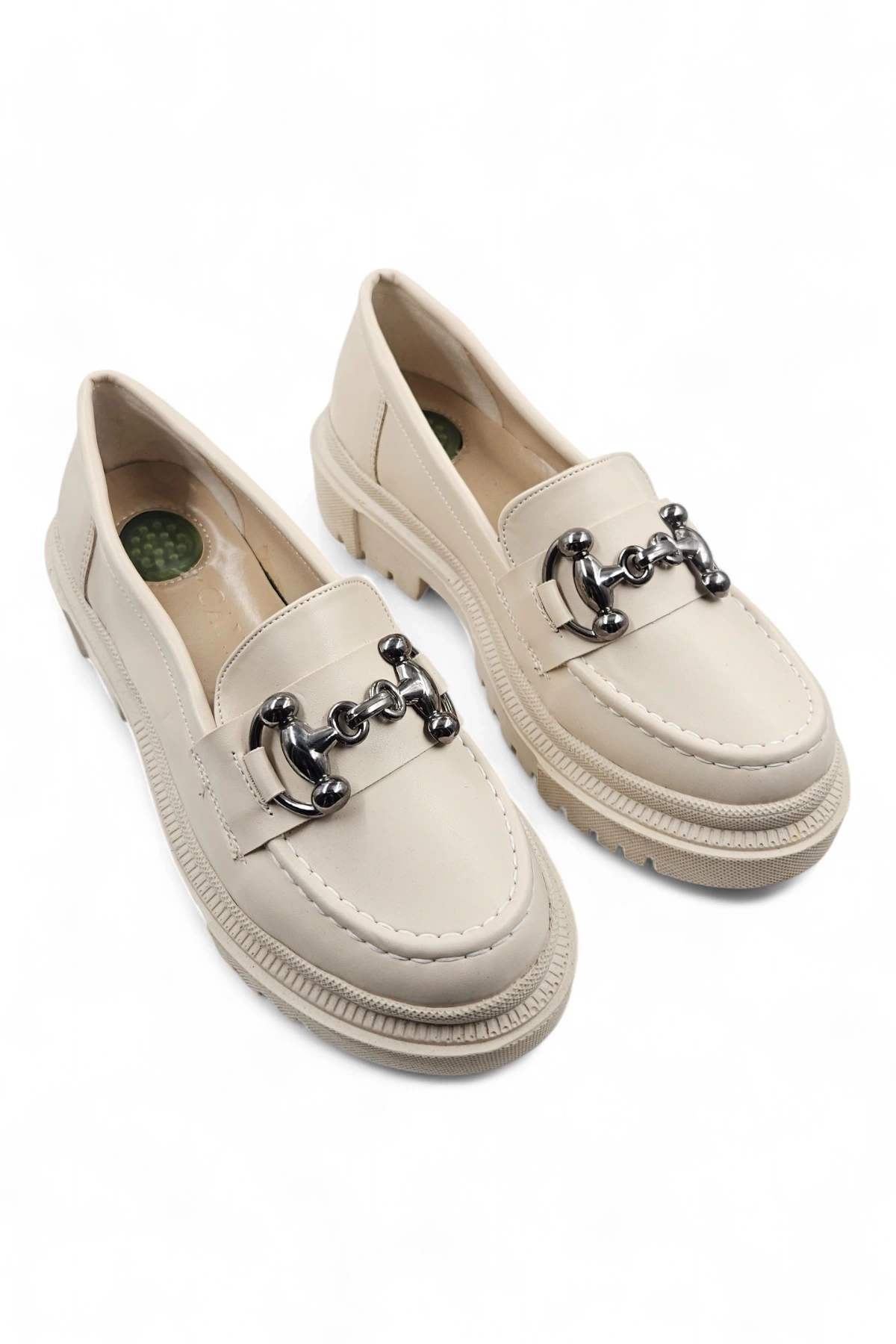 Sleekness Bej Kalın Tabanlı Tokalı Mat Topuk Pedli Kadın Loafer Ayakkabı