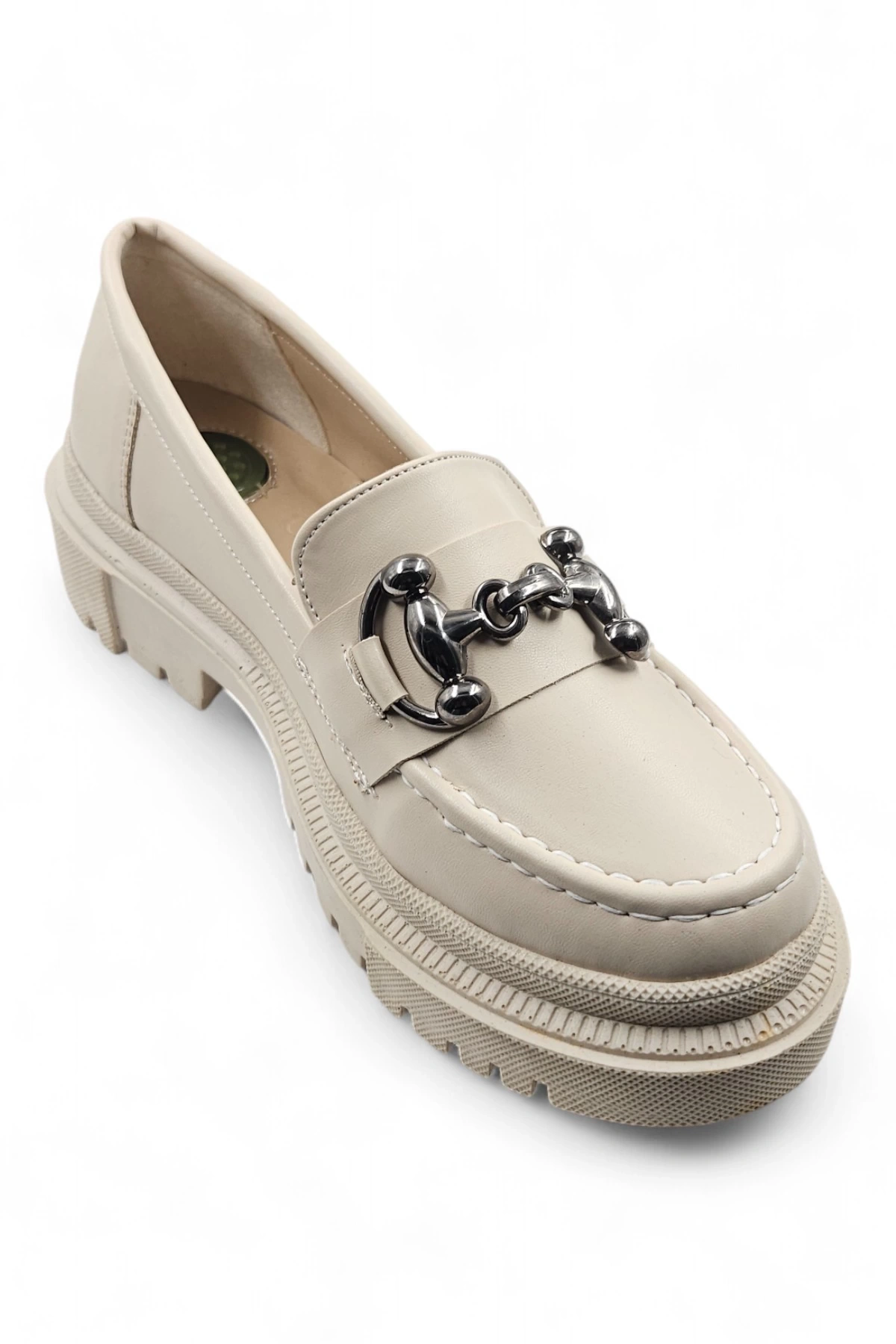 Sleekness Bej Kalın Tabanlı Tokalı Mat Topuk Pedli Kadın Loafer Ayakkabı