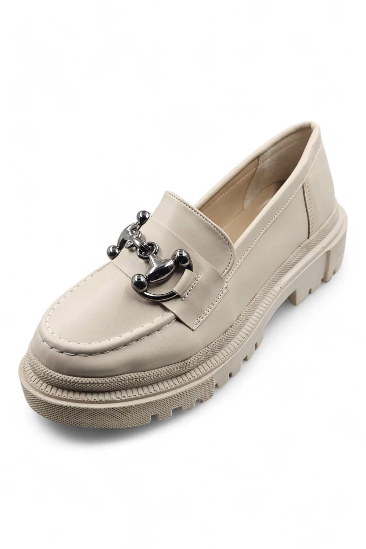 Sleekness Bej Kalın Tabanlı Tokalı Mat Topuk Pedli Kadın Loafer Ayakkabı