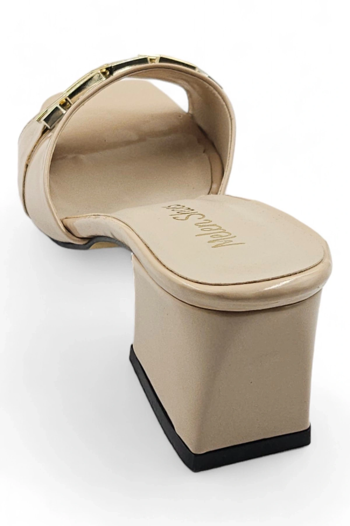 Soigné Bej Kadın Timsah Desenli Zincir Detaylı Topuklu Terlik