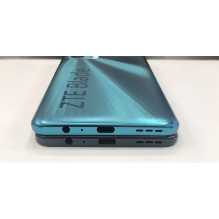 ZTE Blade V40 Vita (8045) Kasa Arka Kapak Pil Kapağı