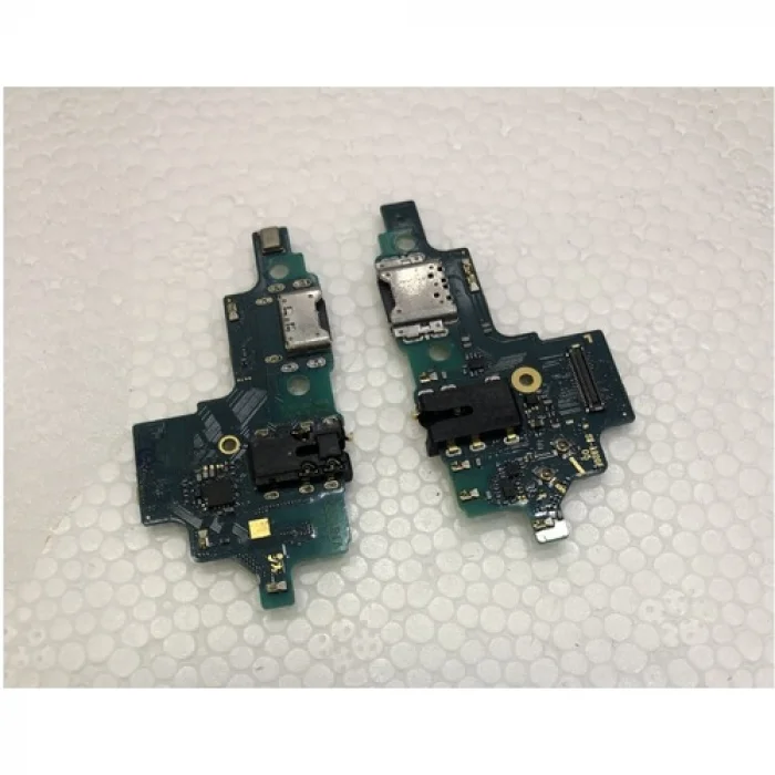 Samsung A920F Galaxy A9 (2018) Şarj Soketi Bordu Full Orjinal