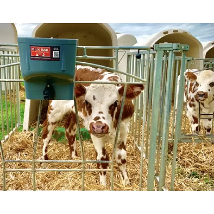 Milk Bar™ 4L Calf Feeder