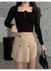Bej Düğme Detaylı İtalyan Çizgili Şort Etek