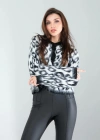 Siyah Beyaz Leopar Desen Sakal Triko Hırka