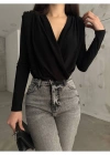 Siyah Kruvaze Yaka Vatkalı Bodysuit