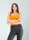 Turuncu Kare Yaka Kalın Askı Triko Crop Bluz