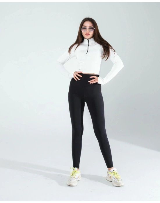 Beyaz Renkli Parmak Geçmeli Spor Body