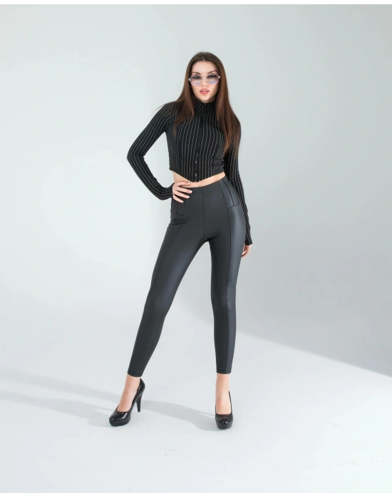 Siyah Fitilli Parmak Geçmeli Crop