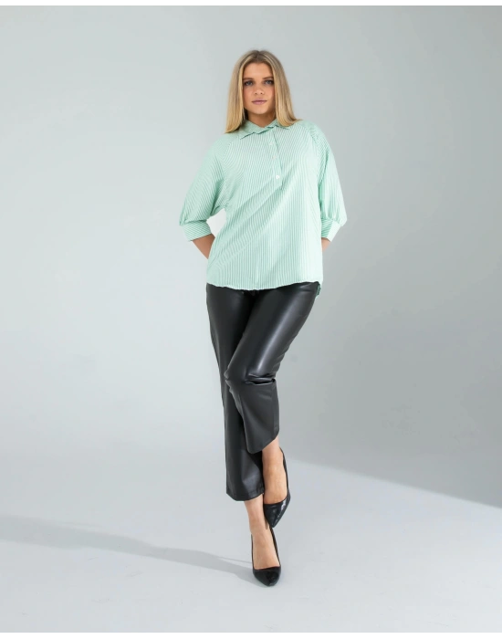 Yarım Düğme Yeşil Çizgili Beyaz Gömlek