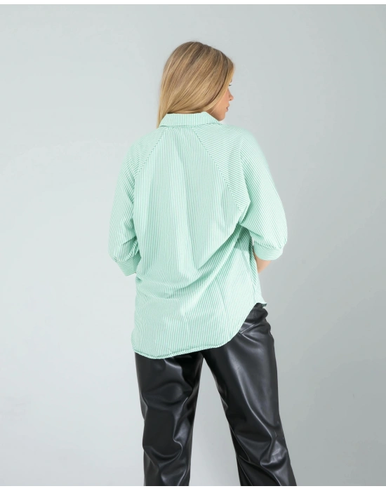 Yarım Düğme Yeşil Çizgili Beyaz Gömlek