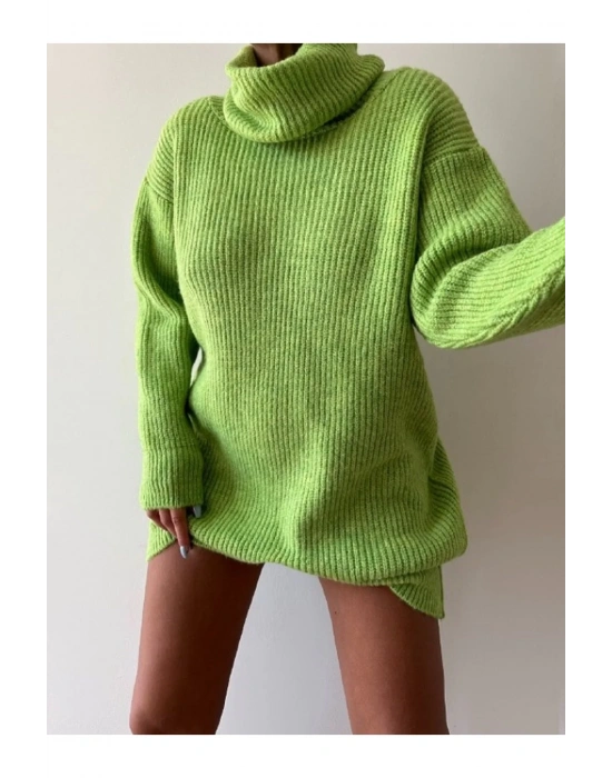 Yeşil Boğazlı Triko Elbise