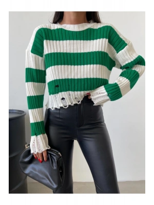 Yeşil Çizgili Yırtık Detaylı Triko Kazak