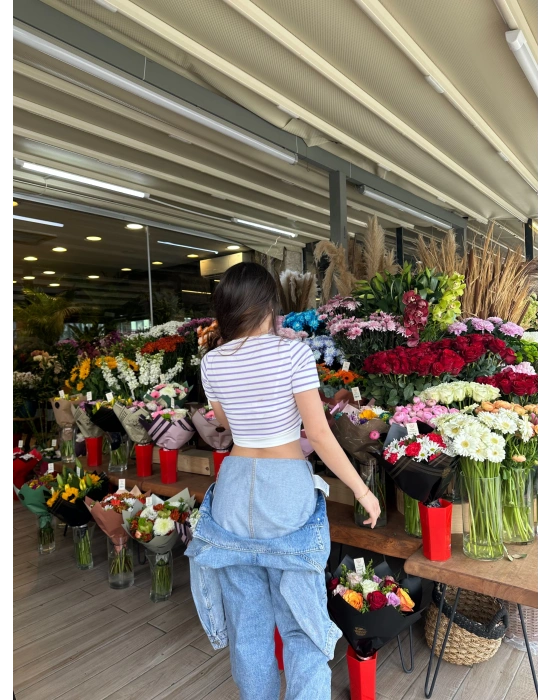 Mor Çizgili Manşet Detay T-Shirt