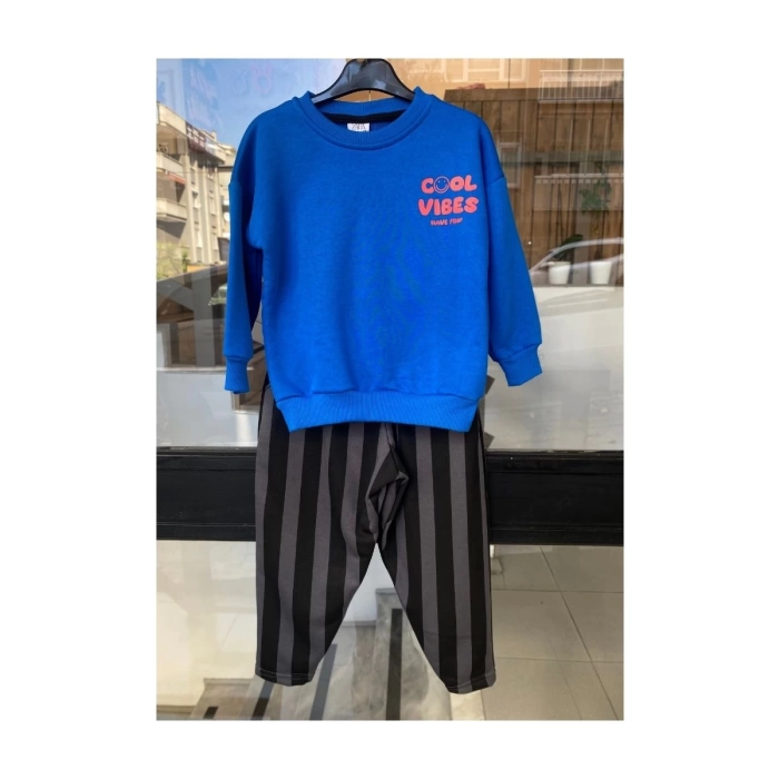 Mavi Renk Yazı Baskılı Sweatshirt