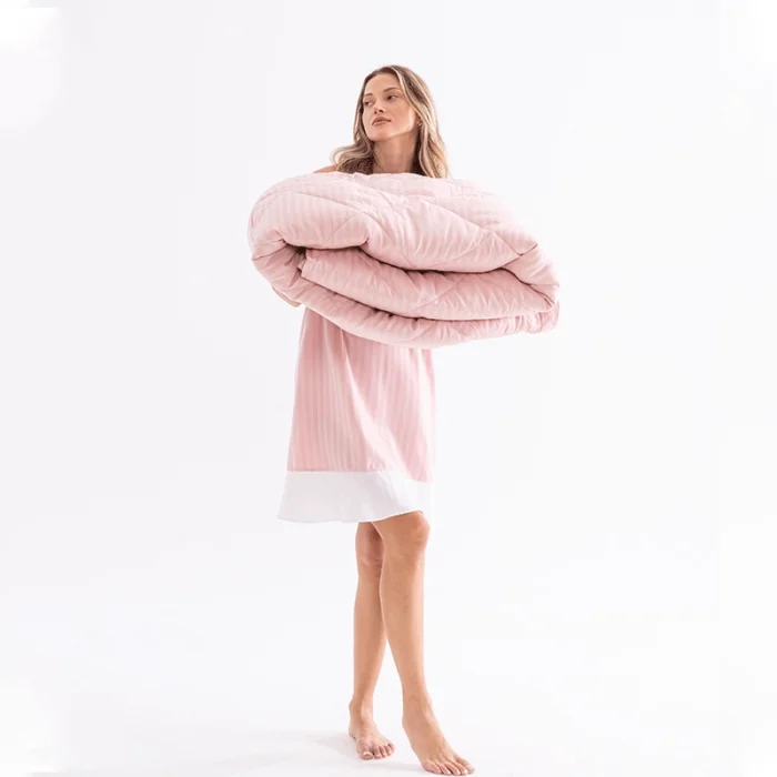 Çizgili Saten Yorgan Pembe