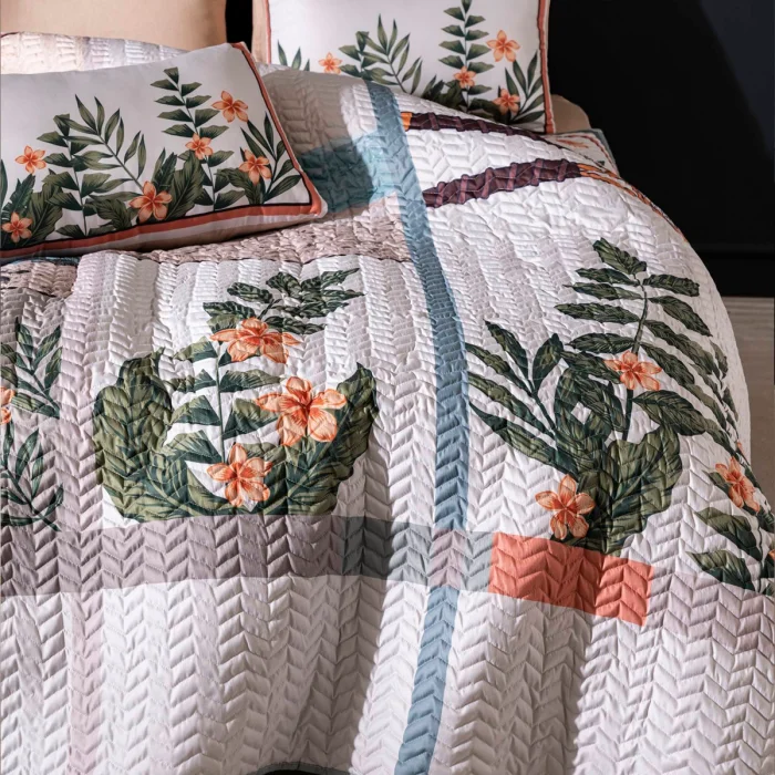 Tropikal Bahçe Yatak Örtüsü