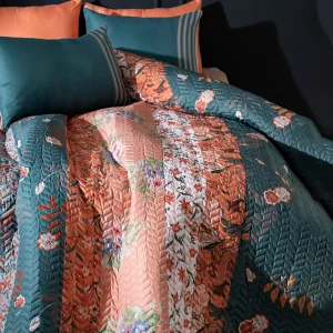 Bahar Çiçekleri Yatak Örtüsü