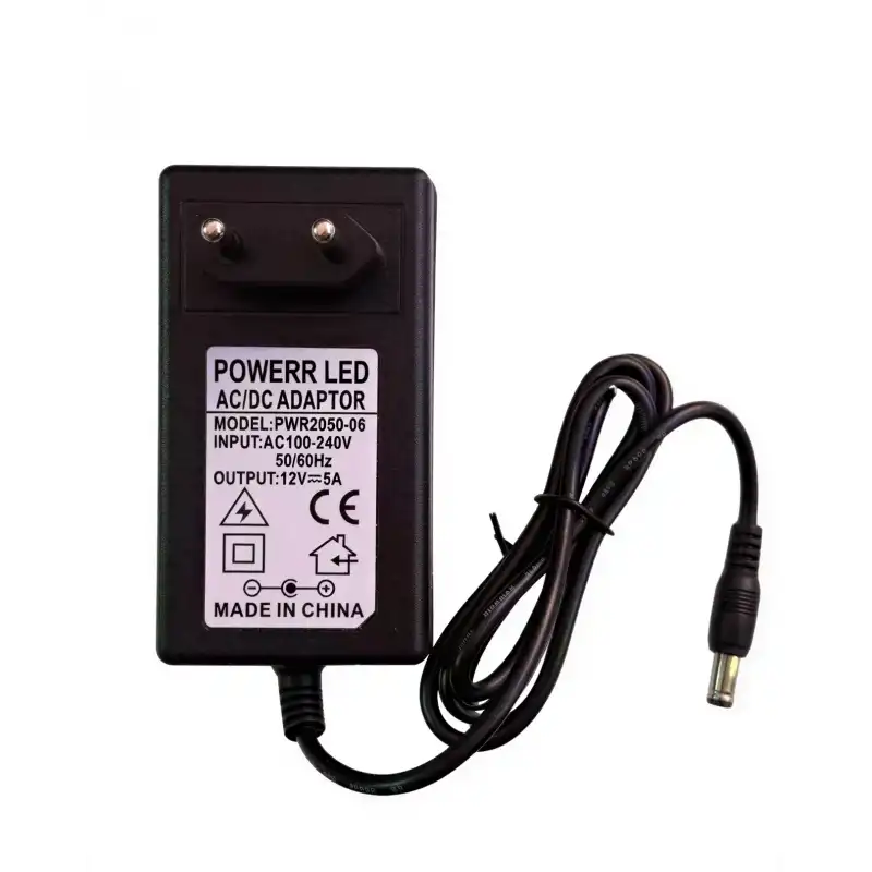 12 Volt 5 Amper 60 Watt Priz Tipi Plastik Kasa Adaptör