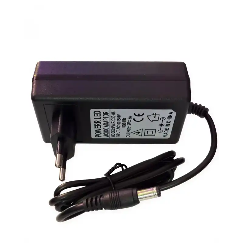 12 Volt 5 Amper 60 Watt Priz Tipi Plastik Kasa Adaptör