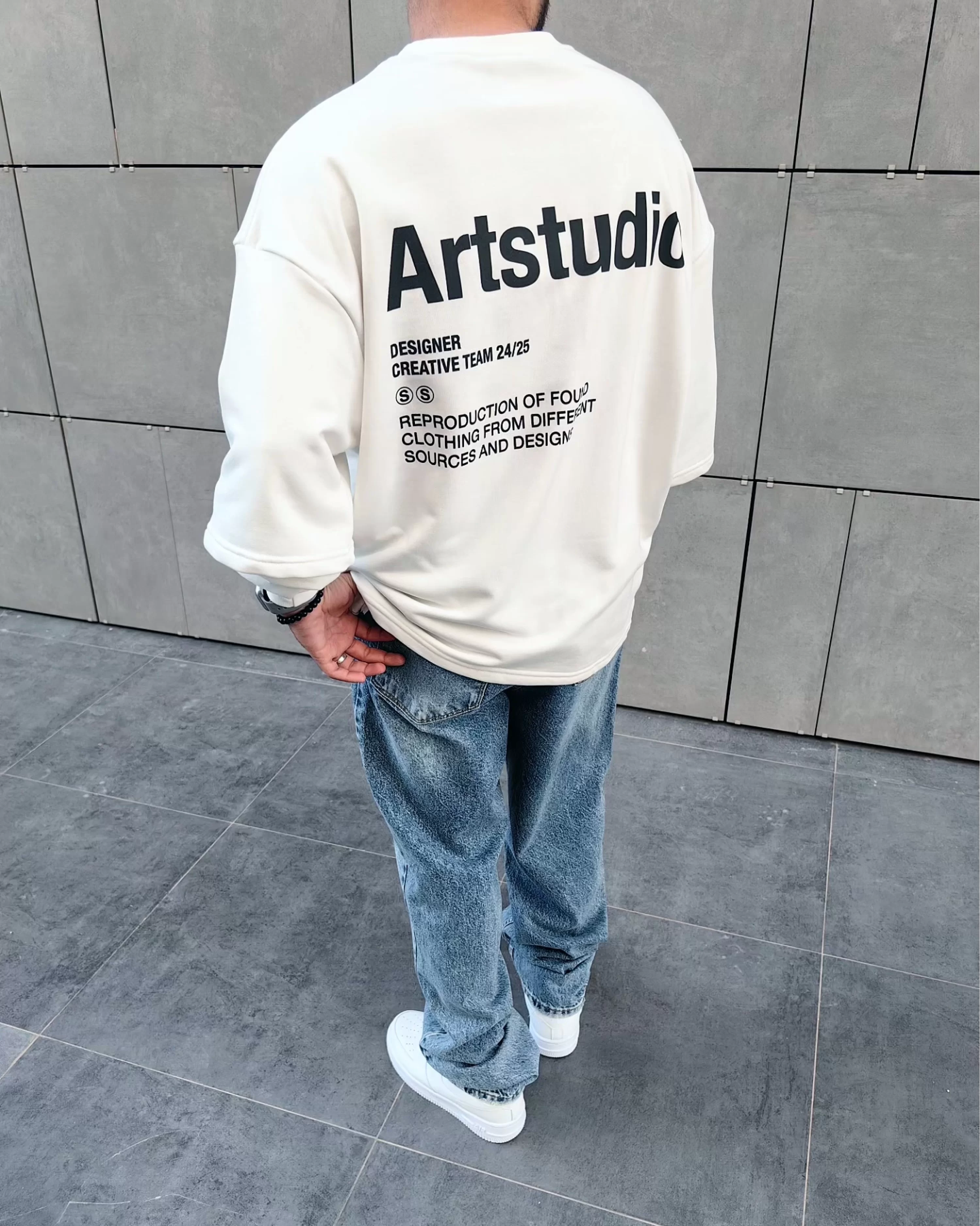 Artstudio Beyaz Çift Katlı Oversize Sweatshirt