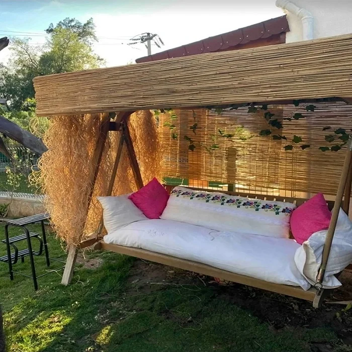 2 Metre X 2,50 Metre Hasır Bahçe Çiti Balkon Çiti Gölgelik ve Dekorasyon