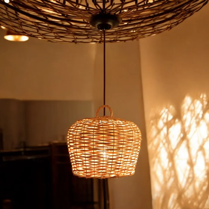 El Yapımı Hasır Yuvarlak Avize – 25 cm | Doğal ve Bohem Aydınlatma