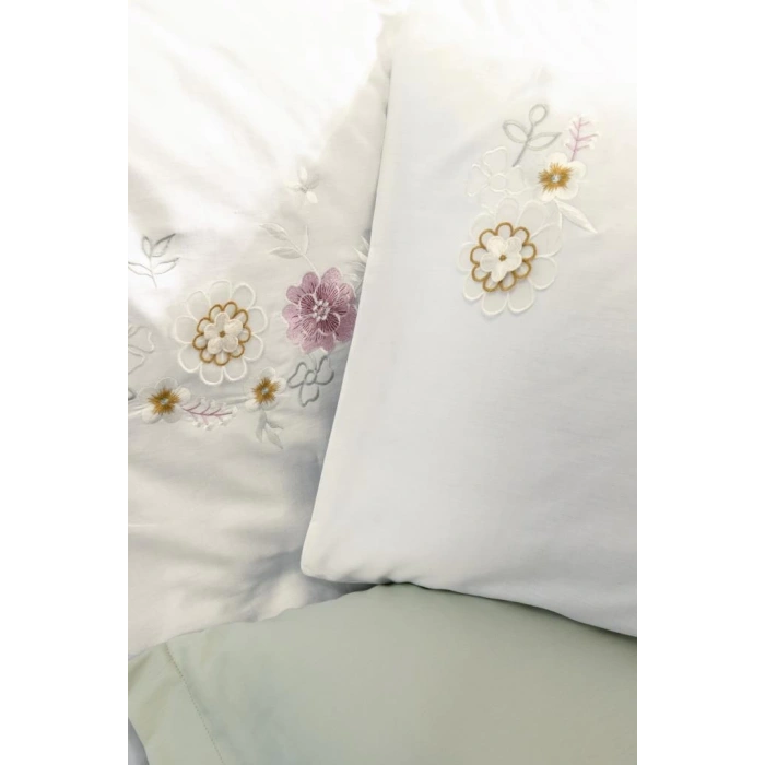 3D Nakışlı Çift Kişilik Saten Nev Takımı Jenka Mint