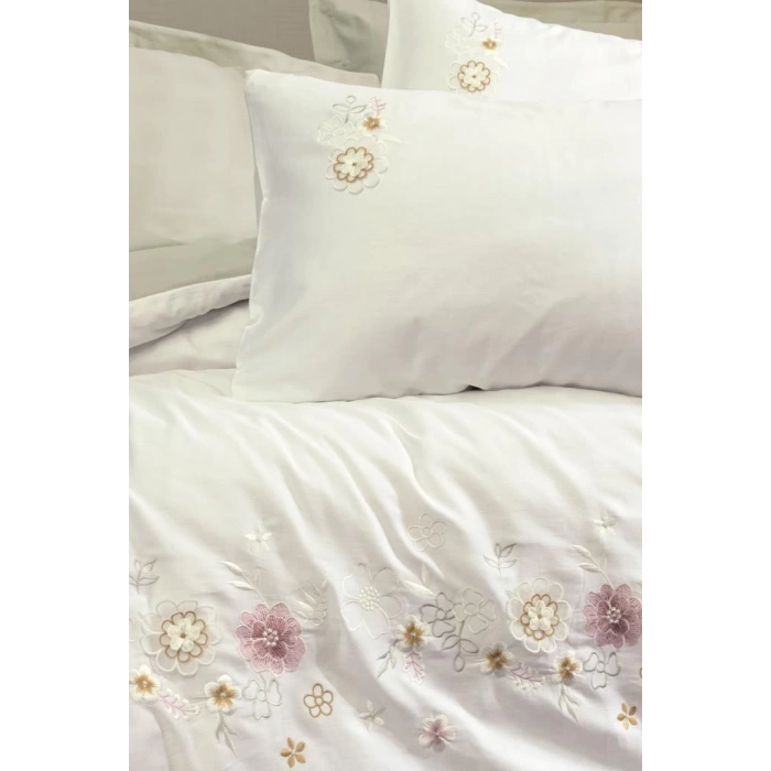 3D Nakışlı Çift Kişilik Saten Nev Takımı Jenka Mint