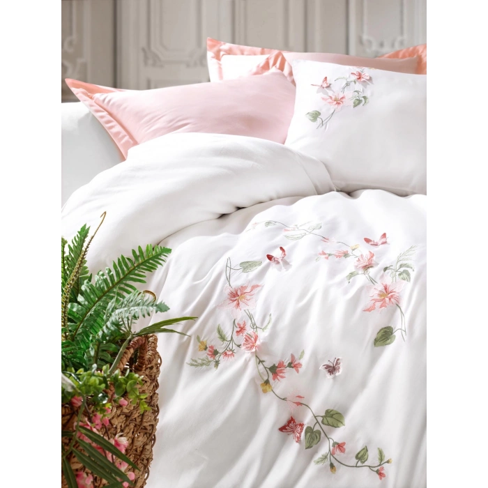 3D Nakışlı Çift Kişilik Saten Nev Takımı Luna Pudra