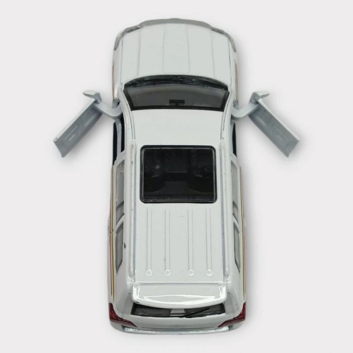 Çek Bırak Metal Araba Sesli Işıklı - Beyaz