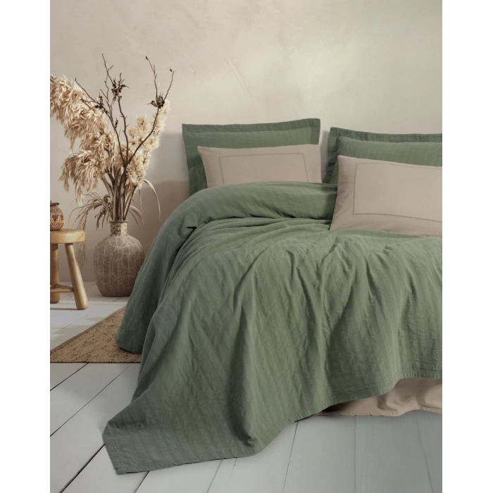 Çift Kişilik Yatak Örtülü Pike Takımı Natura Vilo Yeşil